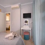 Manesko House * 盖奥斯