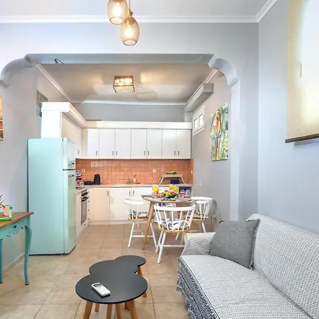 Manesko House アパート *